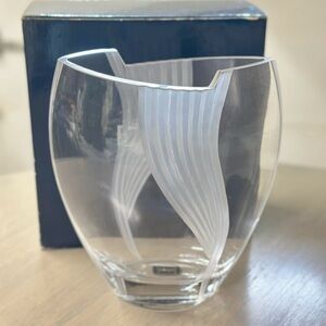 Mikasa Crystal Vase Cirrus Ellipse 10" Curtain Call Poland Frosted NEW IN BOX